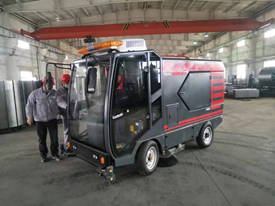 江蘇中圣園選擇揚(yáng)子掃地車廠家